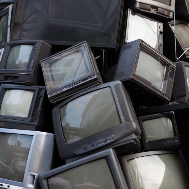 How to dispose and recycle broken tv Metro Green